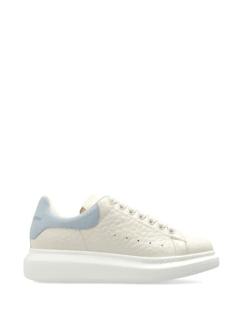 Alexander McQueen Oversized sneakers Neutrals 808173WHAEG