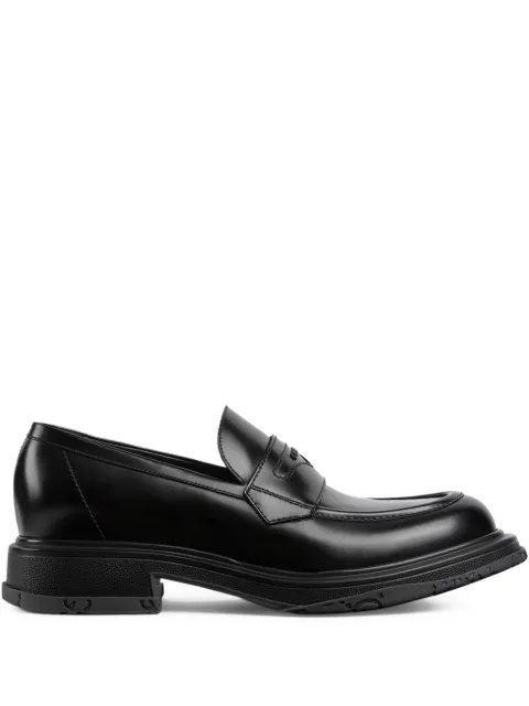 Gucci logo-detail loafers Black 851396AADEO