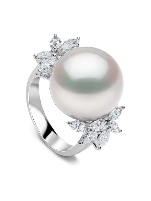 Yoko London Duchess south sea pearl and diamond mini flutter ring Silver DU1062R7W