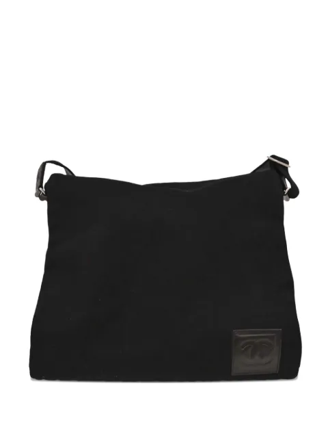 CHANEL Pre-Owned 2004-2005 logo-patch cross body bag Black 154151