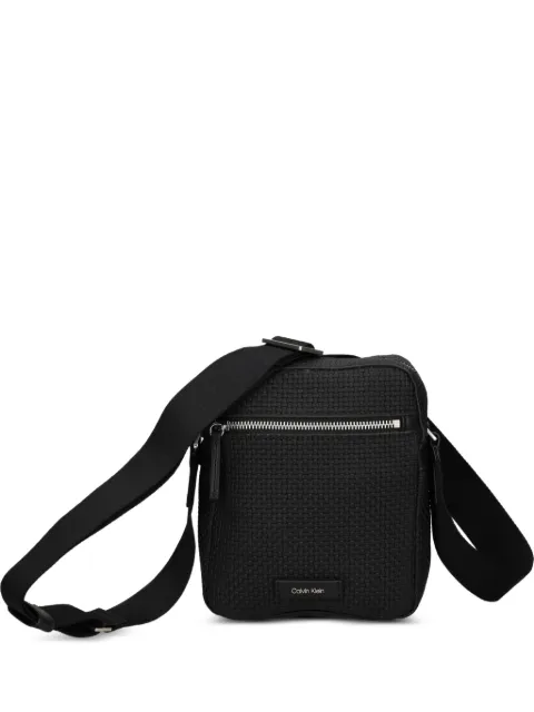 Calvin Klein logo-patch shoulder bag Black LV04D3208GUB1