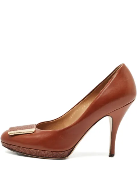 Ferragamo Pre-Owned buckle leather pumps Brown 1183841