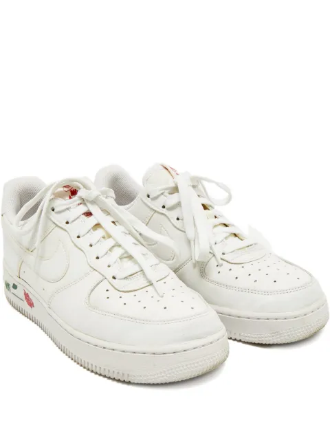 Nike Air Force lace-up leather sneakers White 1165107