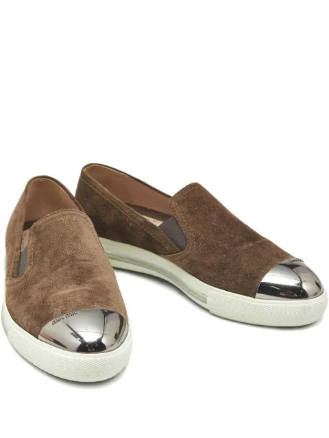 Miu Miu Pre-Owned metal-cap slip-on sneakers Brown 1229374