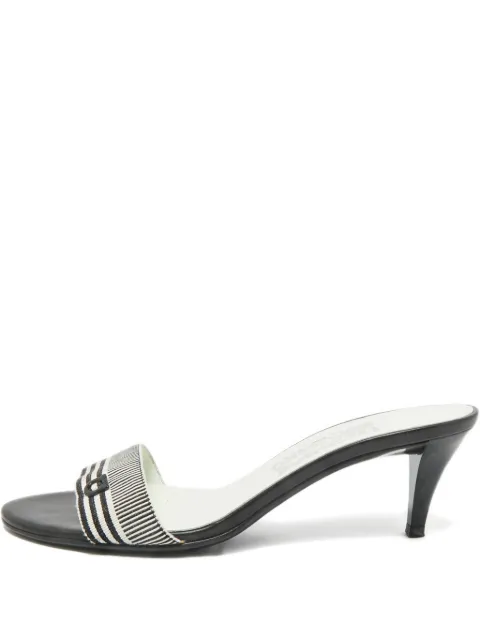 Ferragamo Pre-Owned Gancini canvas sandals Black 1211884