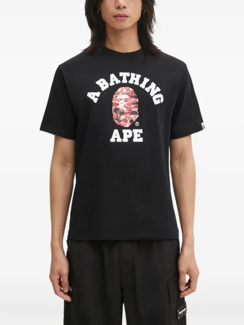 A BATHING APE® logo-print T-shirt Black 1L30110025