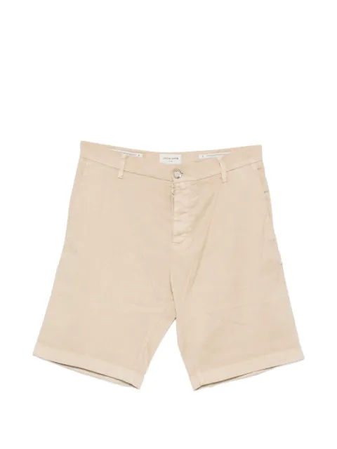 Jacob Cohën logo-patch shorts Neutrals JUMN0017001S4269TR