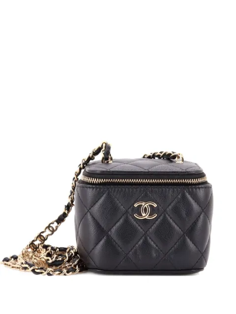 CHANEL Pre-Owned Tiny CC Link Vanity Case with Chain Quilted Caviar Mini clutch bag Black 09IIATEDOFE17E87