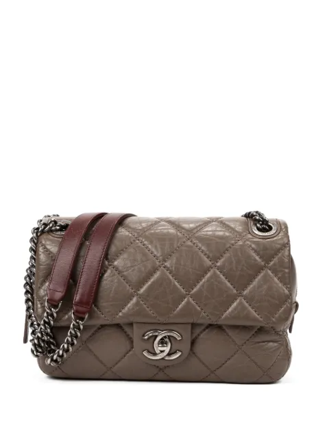 CHANEL Pre-Owned medium Portobello Flap quilted-design shoulder bag Grey 18019489