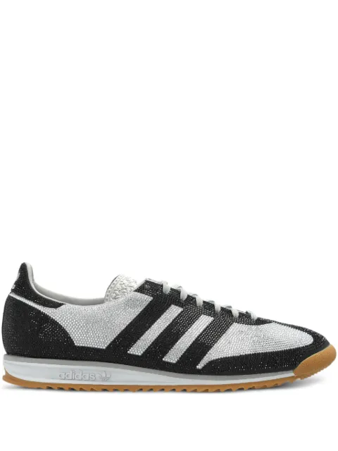 adidas three-stripe lace-up trainers Black KJ6151