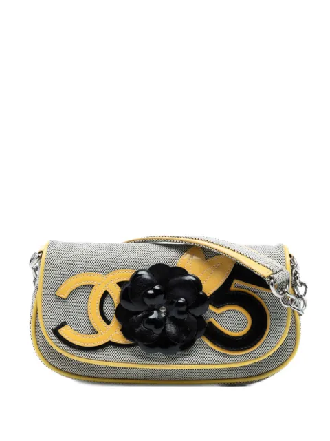 CHANEL Pre-Owned 2005-2006 Canvas CC Camellia No. 5 shoulder bag Grey MO66J4HQE27GU5MF
