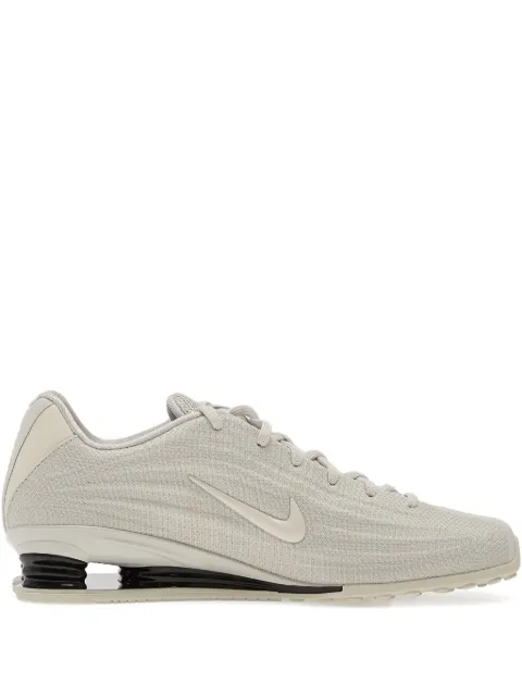 Nike shox trainers Neutrals HQ7540