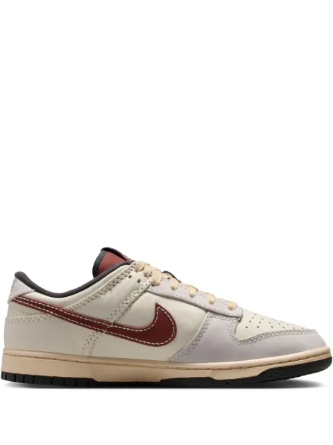 Nike Dunk Low lace-up sneakers Neutrals IM6670