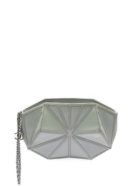 CHANEL Pre-Owned 2011 Pearlescent Lambskin Midnight Swim Wristlet clutch bag White B42L5SMN0JFPDKN6