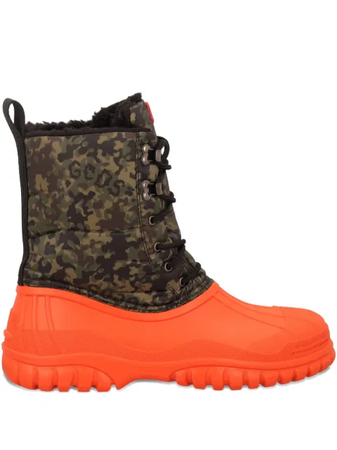 GCDS camouflage-pattern ankle boots Green WCV25082652