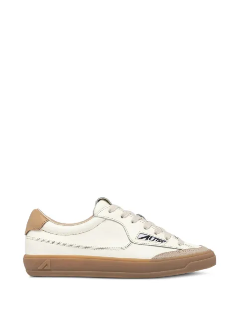 Autry Windscape logo-patch leather sneakers Neutrals SCLMUK08