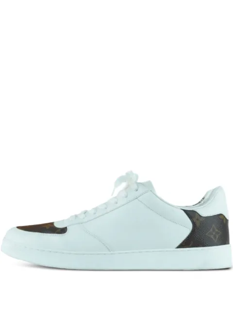 Louis Vuitton Pre-Owned Rivoli monogram sneakers White 2055419