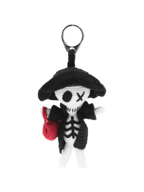Alexander McQueen The Doll Artie manta crochet charm Black 8560751VAAI