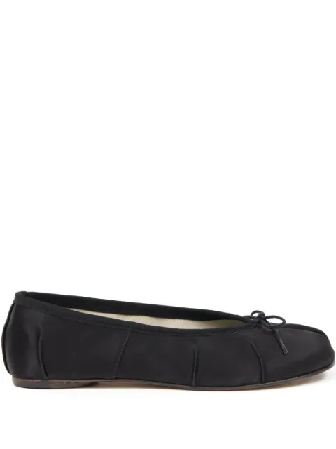 Maison Margiela Tabi satin ballerina Black S58WZ0155P7551