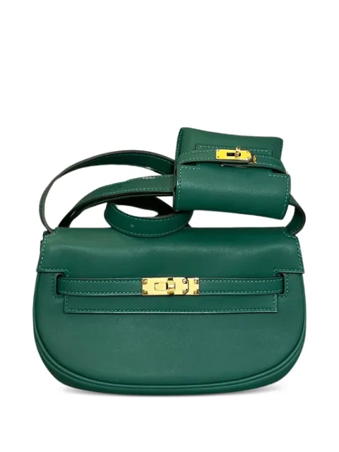 Hermès Pre-Owned 2024 Kelly Moove Swift-leather gold-hardware cross body bag Green KELLYMOOVE