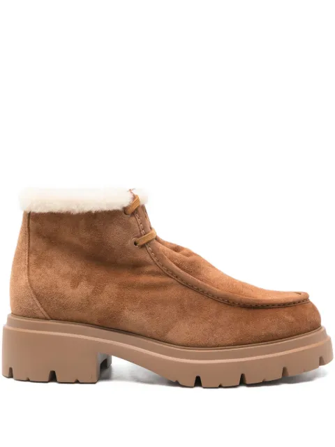 Stuart Weitzman Hudson shearling chukka boots Brown SM607