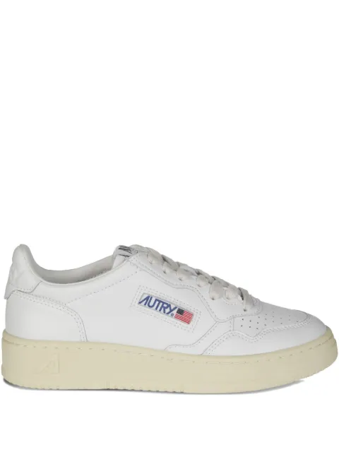 Autry Medalist low sneakers in white leather White AULWLL15