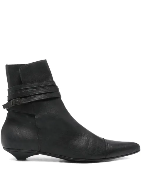Romeo Gigli Pre-Owned 1990s strap-detail ankle boots Black ROG390DG
