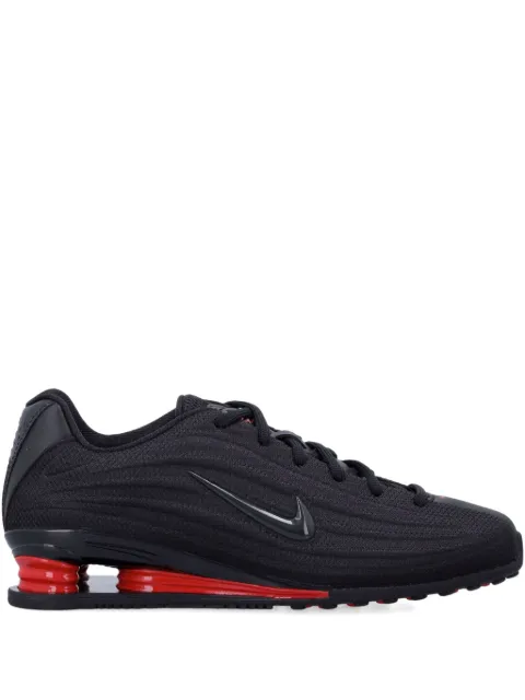 Nike Shox Z swoosh detail trainers Black HQ7540