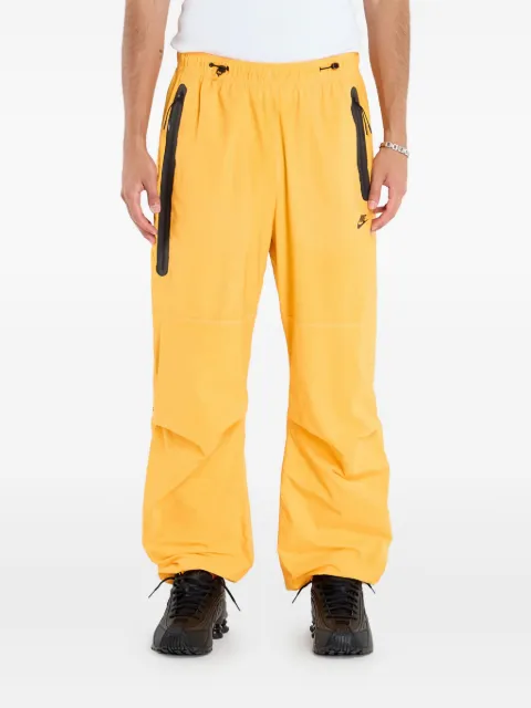 Nike zip-pocket woven trousers Yellow II4615