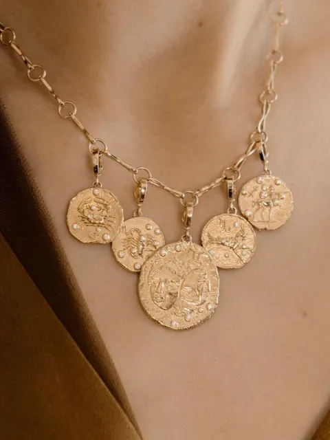 Azlee 18kt yellow gold Of The Stars Cancer pendant necklace Gold C901G18