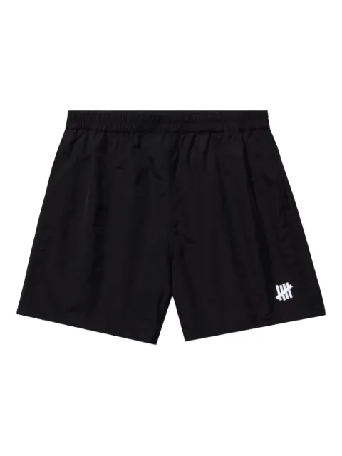Undefeated logo-plaque swim shorts Black 47JMG5QV