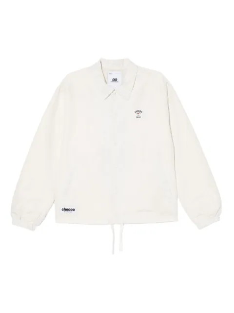 CHOCOOLATE logo-patched shirt jacket White B1XLJM00136X