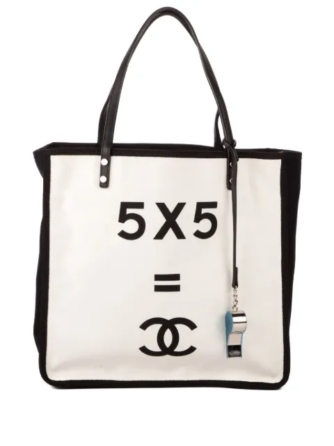CHANEL Pre-Owned 2000s graphic-print tote bag White 211206602