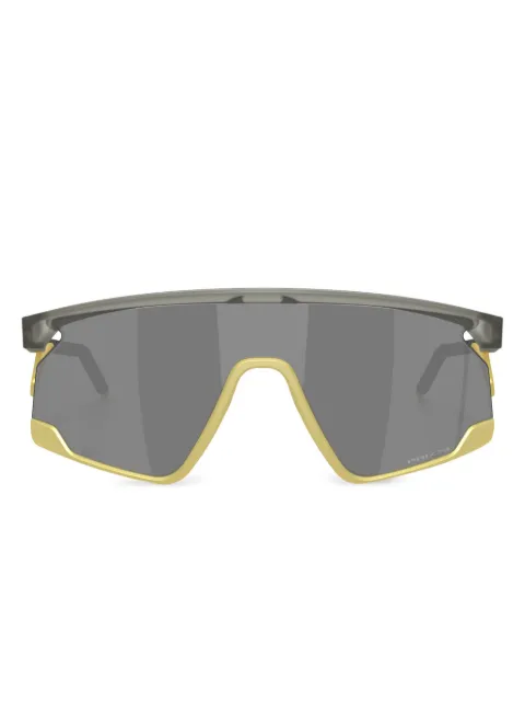 Oakley BXTR prism-lens shield sunglasses Grey OO9237923714