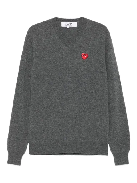 Comme Des Garçons Play heart-emblem v-neck sweater Grey AXN801051