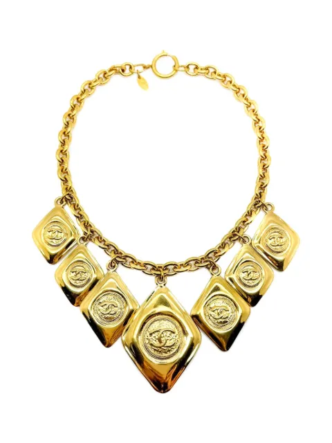 CHANEL Pre-Owned 1980s logo-embossed charm necklace Gold CHANRHOMBNKL