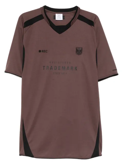 VETEMENTS Trademark Football number-77 panelled jersey UH76TR500C
