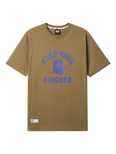 FINGERCROXX graphic-print T-shirt Brown FFXTEM01125X