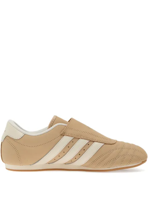 adidas Taekwondo W three-stripe strap sneakers Neutrals JS4524
