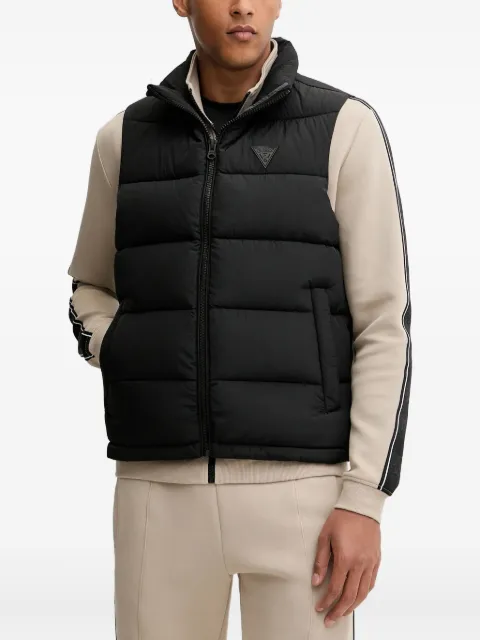 GUESS USA padded logo-plaque gilet Black Z5YL08WGTN0