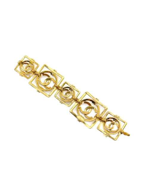 CHANEL Pre-Owned 1990 logo-detail square-shape bracelet Gold CHAPANELCUFF