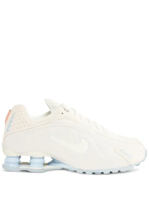 Nike Shox R4 sneakers White IH3572