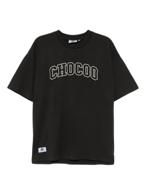 CHOCOOLATE logo-embroidered T-shirt Black B1XTEM00283XPBKX