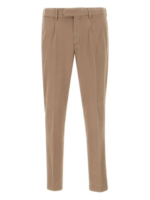 DEVORE single-pleat chinos Brown DVR33G046TC441