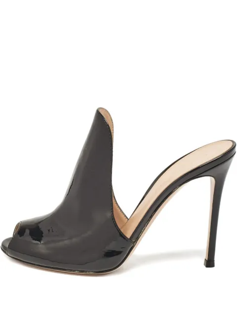 Gianvito Rossi patent leather mules Black 1073608