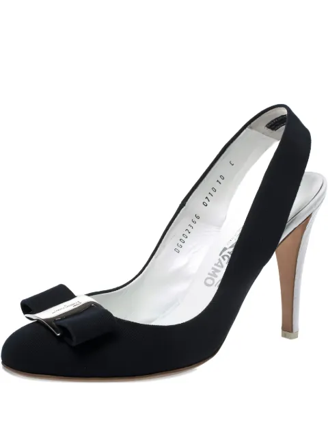Ferragamo Pre-Owned canvas bow slingback shoes Black 272386