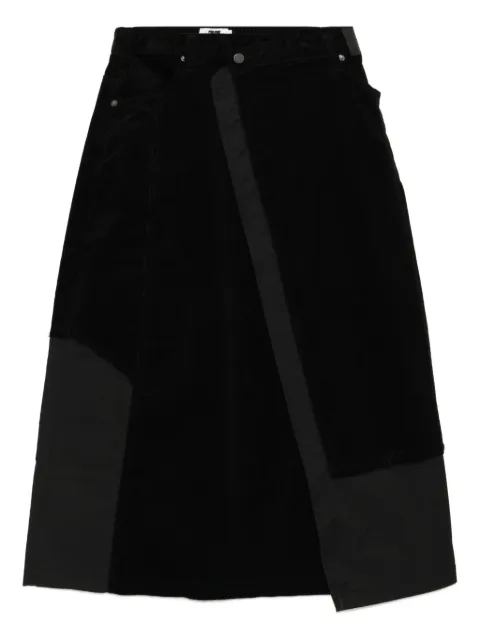 izzue logo-patch skirt Black IZXSKW00483X