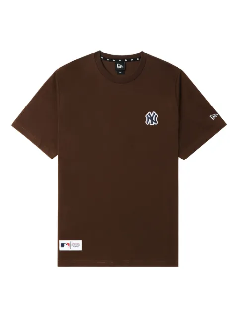 NEW ERA CAP logo-patch T-shirt Brown NERTEM00242X