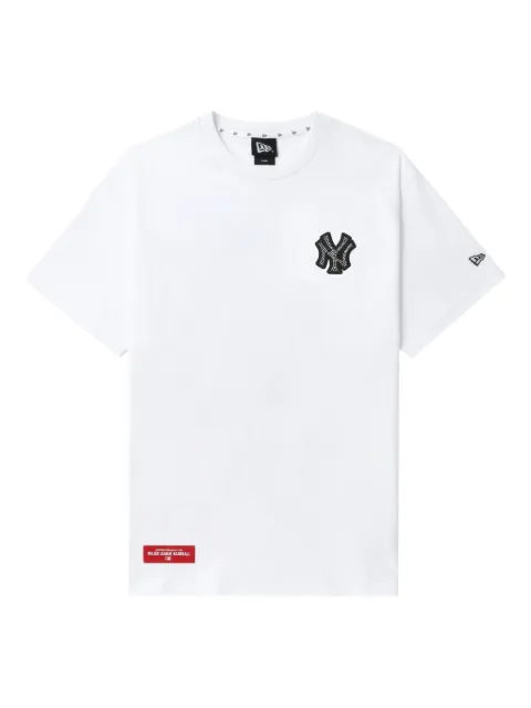NEW ERA CAP embellished-logo T-shirt White NERTEM00245X