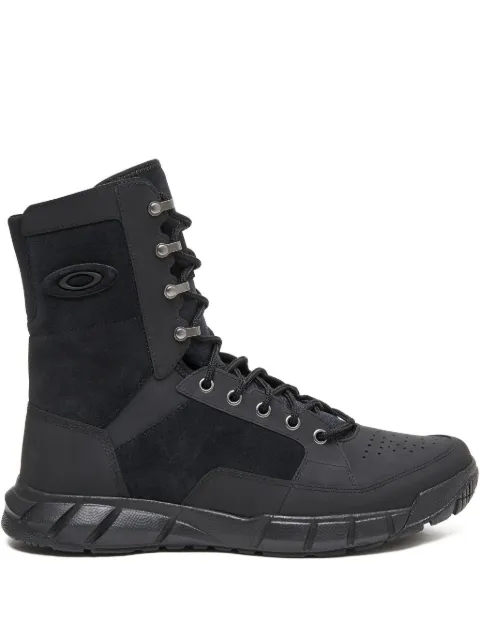 Oakley Coyote LX "Blackout" hiking boots Black FOF10046702E